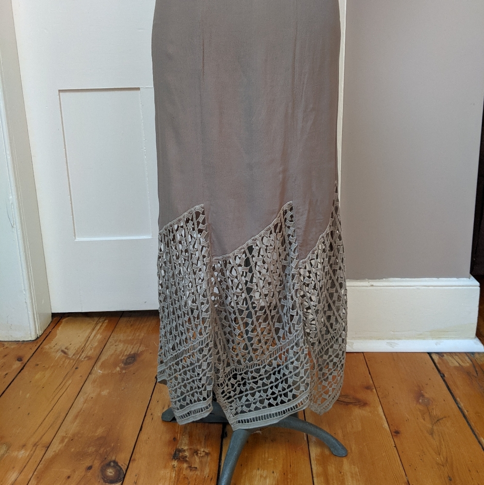 XCVI Long skirt with pretty, geometric lace bottom